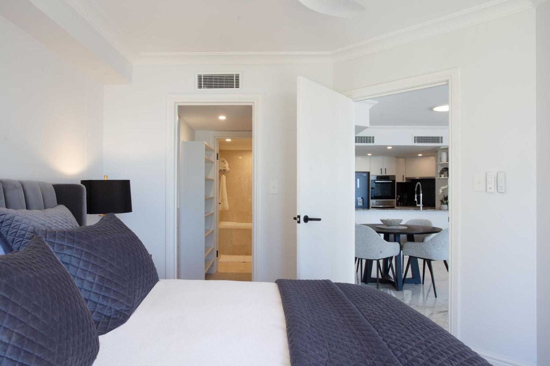Oceanfront Oasis, Manly *