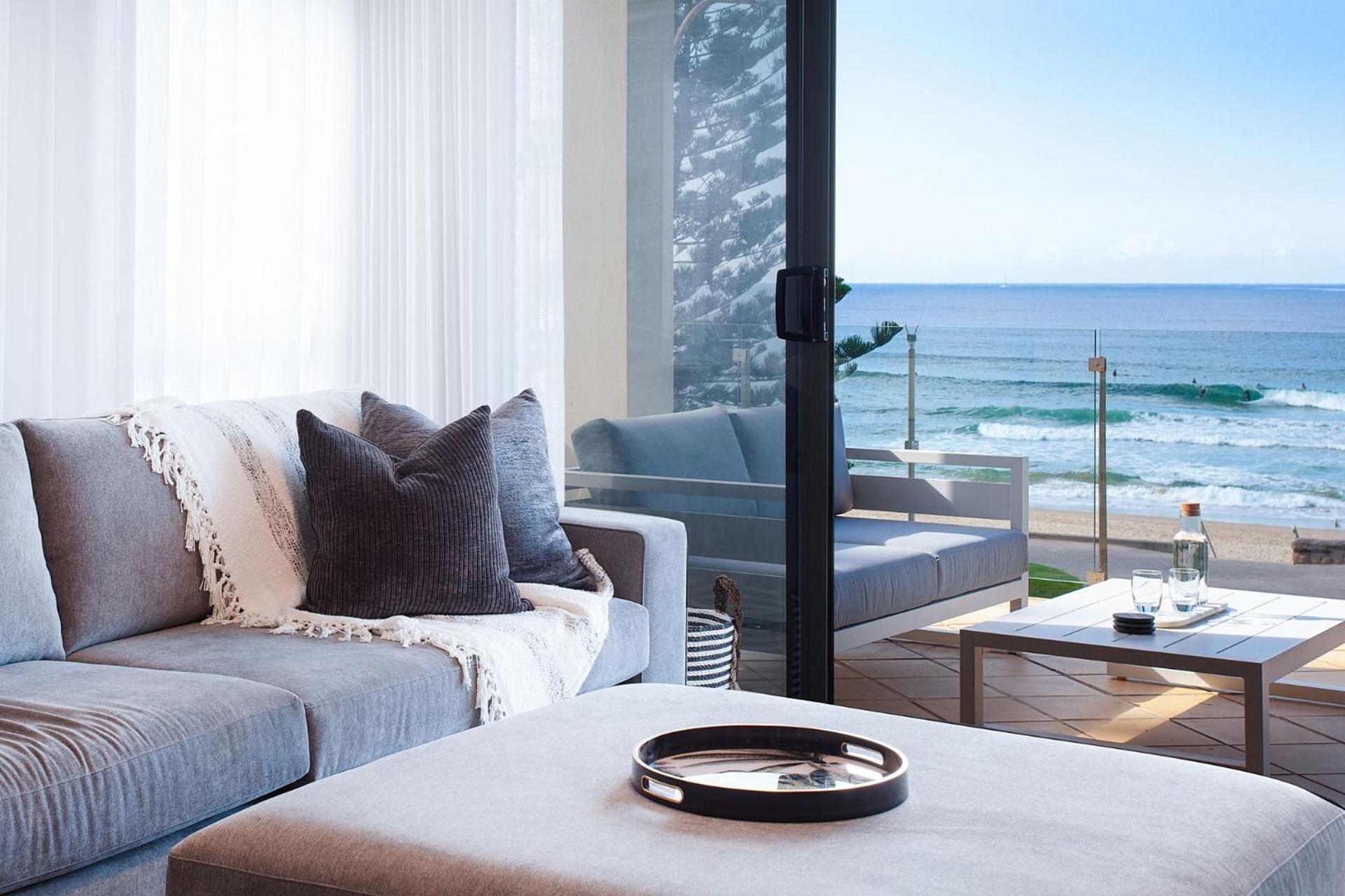 Oceanfront Oasis, Manly Apartment *
